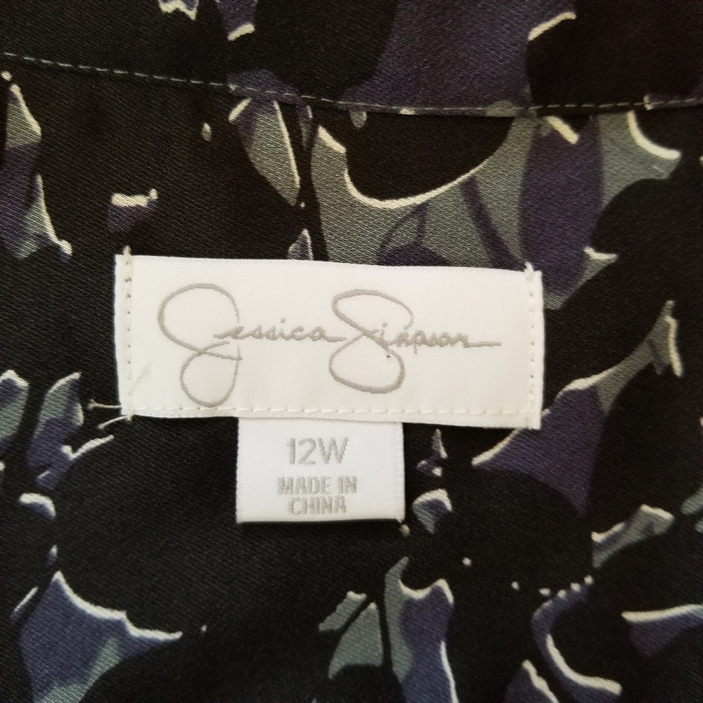 Jessica Simpson Tie Neck Floral Shift Dress - Picture 8 of 10